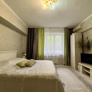 уютная в центре , Алматы Казахстан